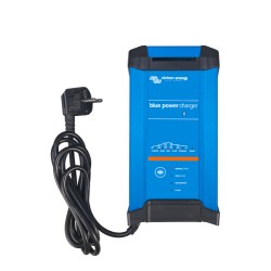 Blue Smart IP22 Charger 12V/20A (1)